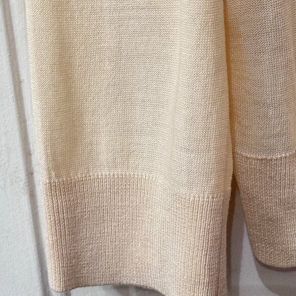 DKNY Women's Silk Sz L Cardigan Sweater Button Up Ivory Front w/Red Roses - Picture 6 of 9